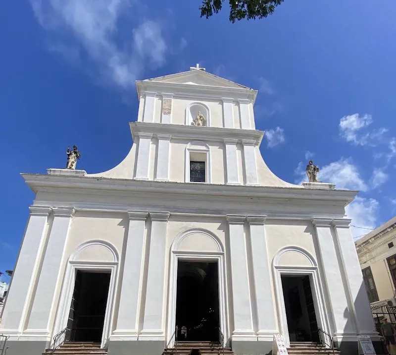 Catedral Basilica Menor de San Juan Bautista