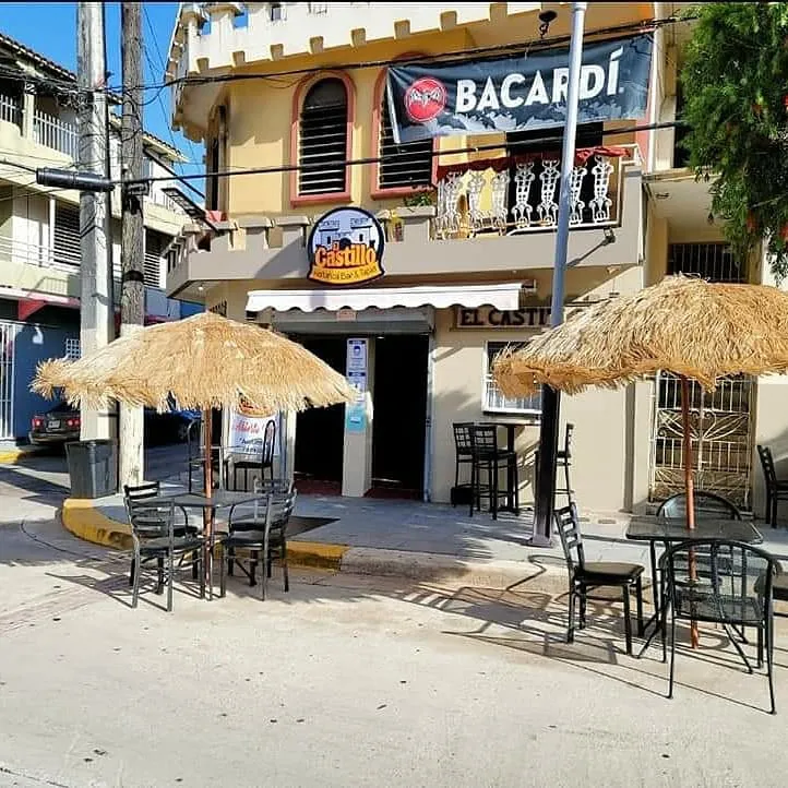 El Castillo Historical Bar & Tapas
