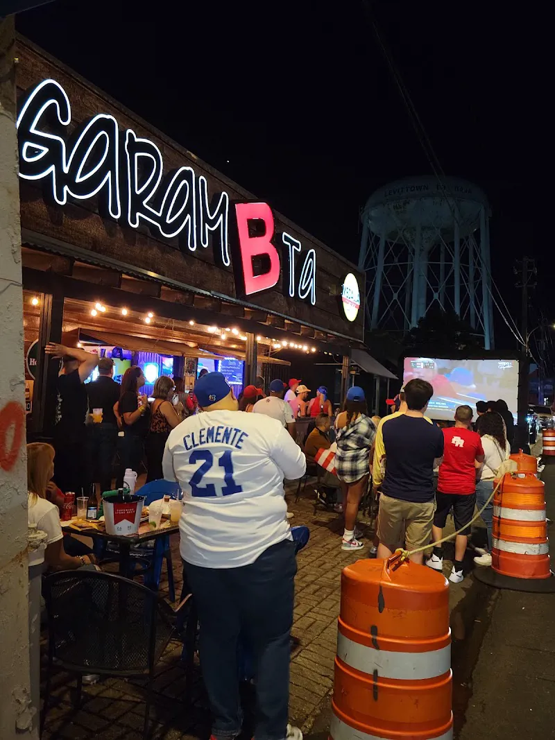 GaramBta Sports Bar & Grill