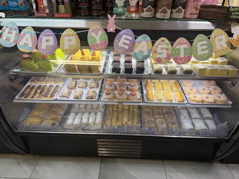 Gemela Bakery