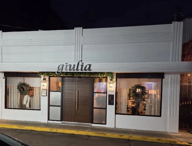 Giulia - Restaurante Italiano