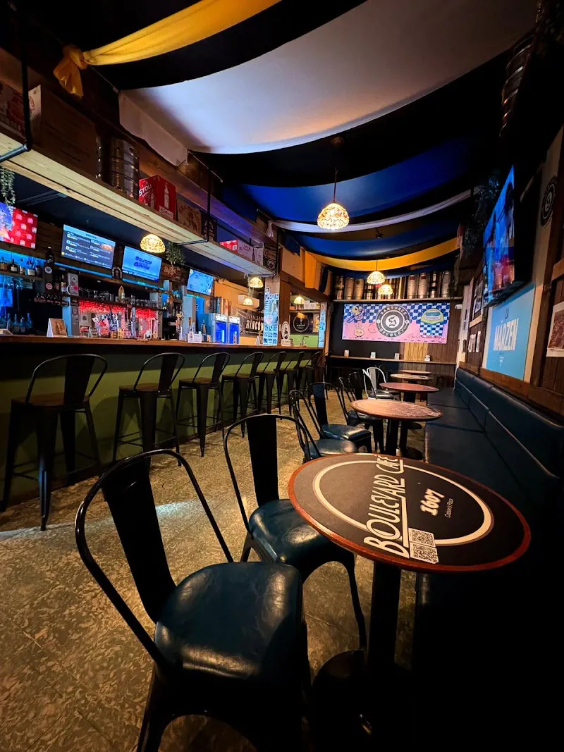 Almíbar Coffee & Beer Gallery (Taproom)
