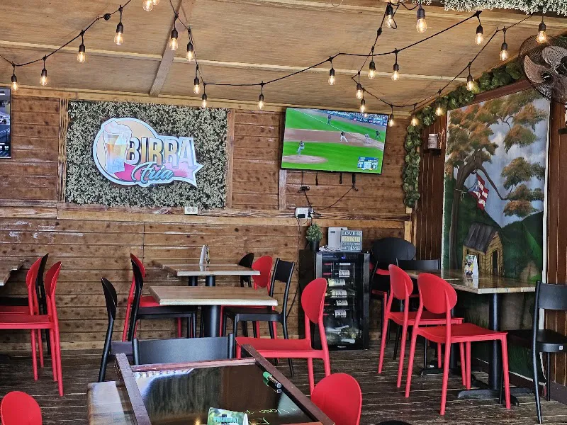 Birra Fría Bar & Grill