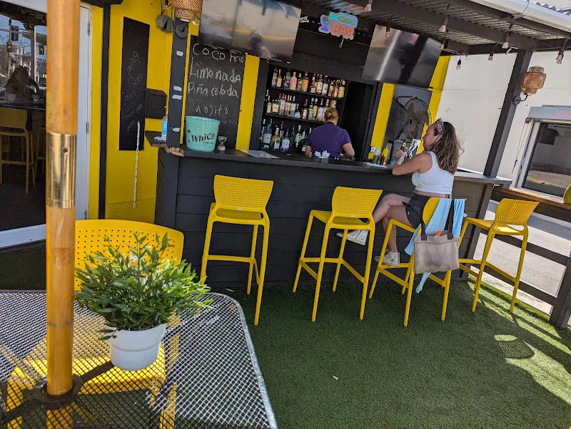 Los Pinos Café Calle Loíza