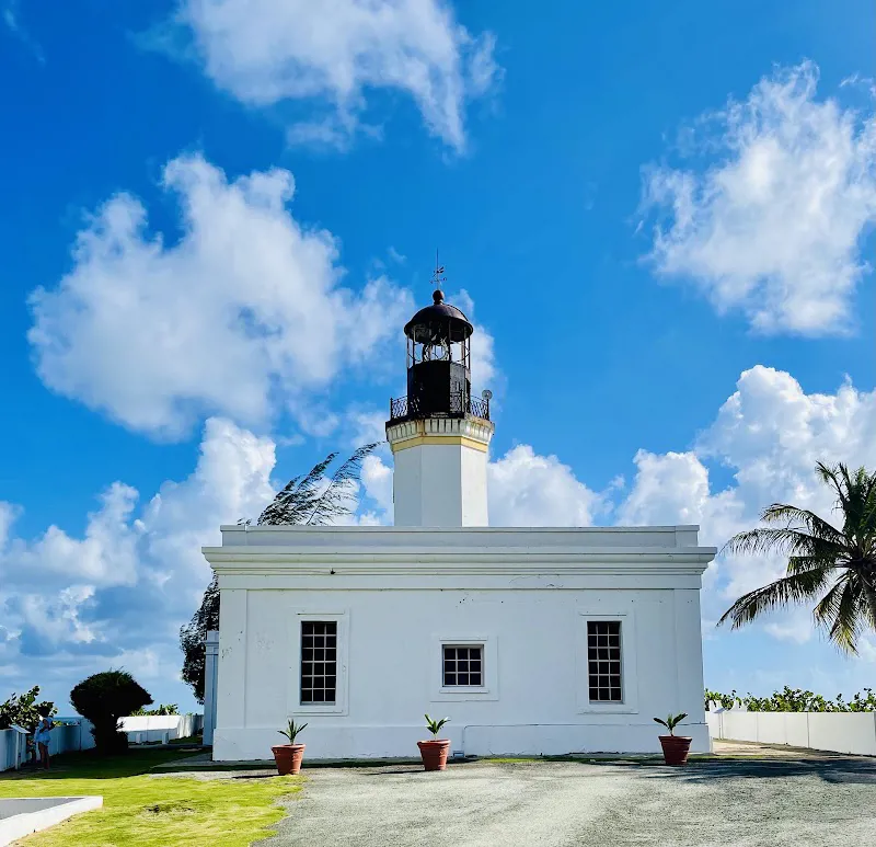 Faro Punta Tuna